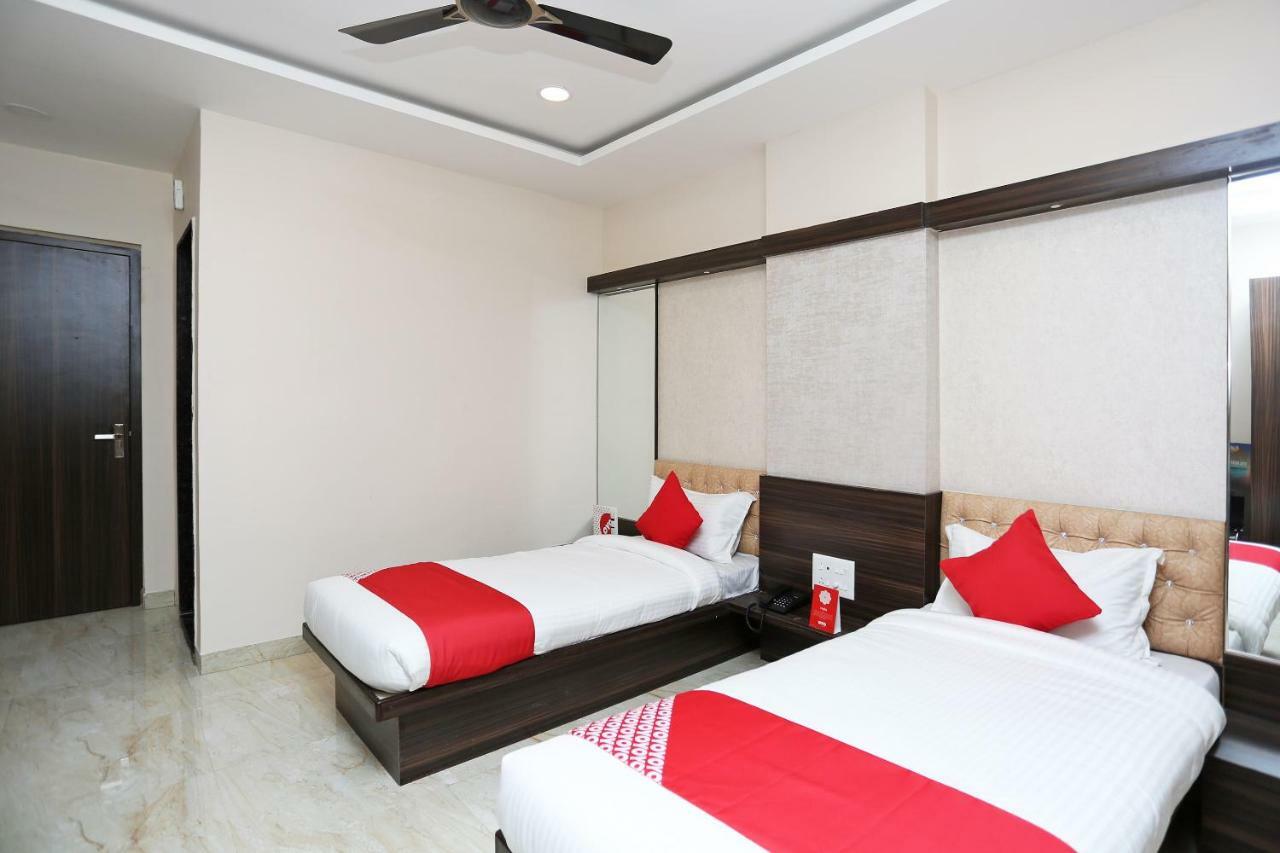 Oyo 15861 Hotel Shivganga Comfort Zone Rāipur Esterno foto